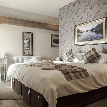 Crofters Hotel