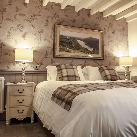 Crofters Hotel 3*