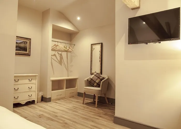 فندق Crofters 3*