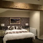 Hotel Crofters 3*