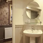 Crofters Hotel 3*